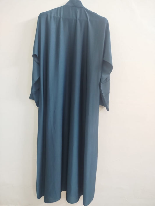 Noor Zinc Four-Cut Button Abaya
